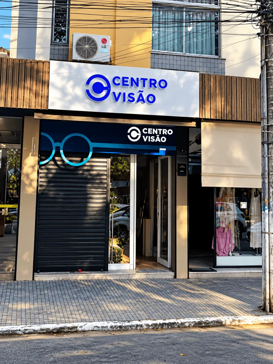 Fachada da Centro Visão Lavras, na Praça Dr. Augusto Silva.
